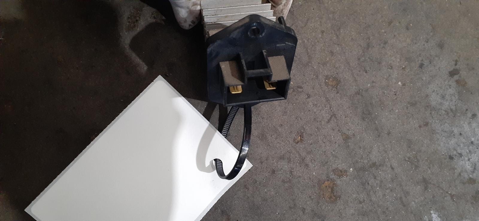View Auto part Fan Speed Resistor Holden Commodore 2001