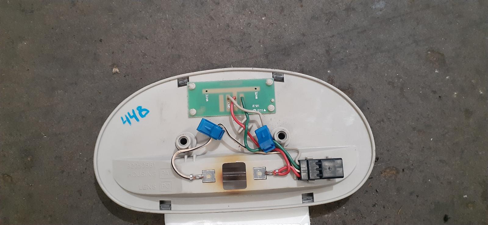 View Auto part Courtesy Light Holden Commodore 2001