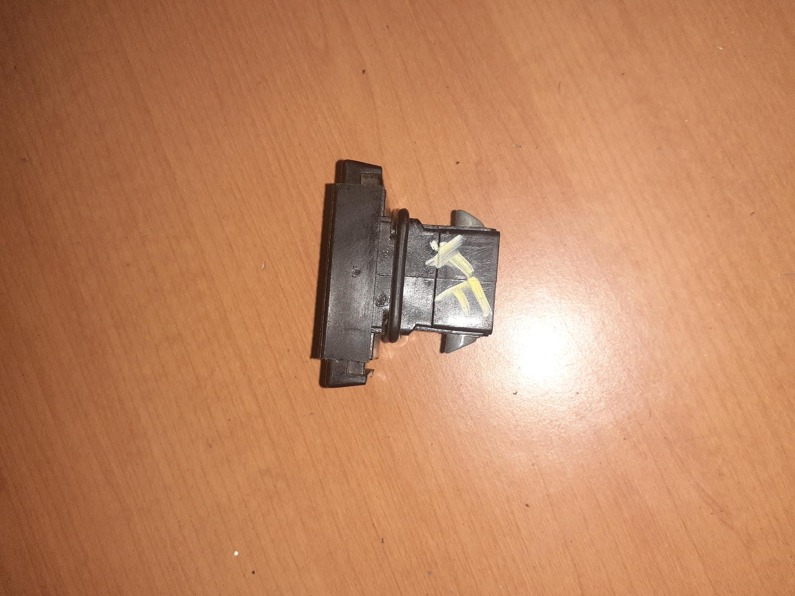 View Auto part Misc Ford Falcon 1987