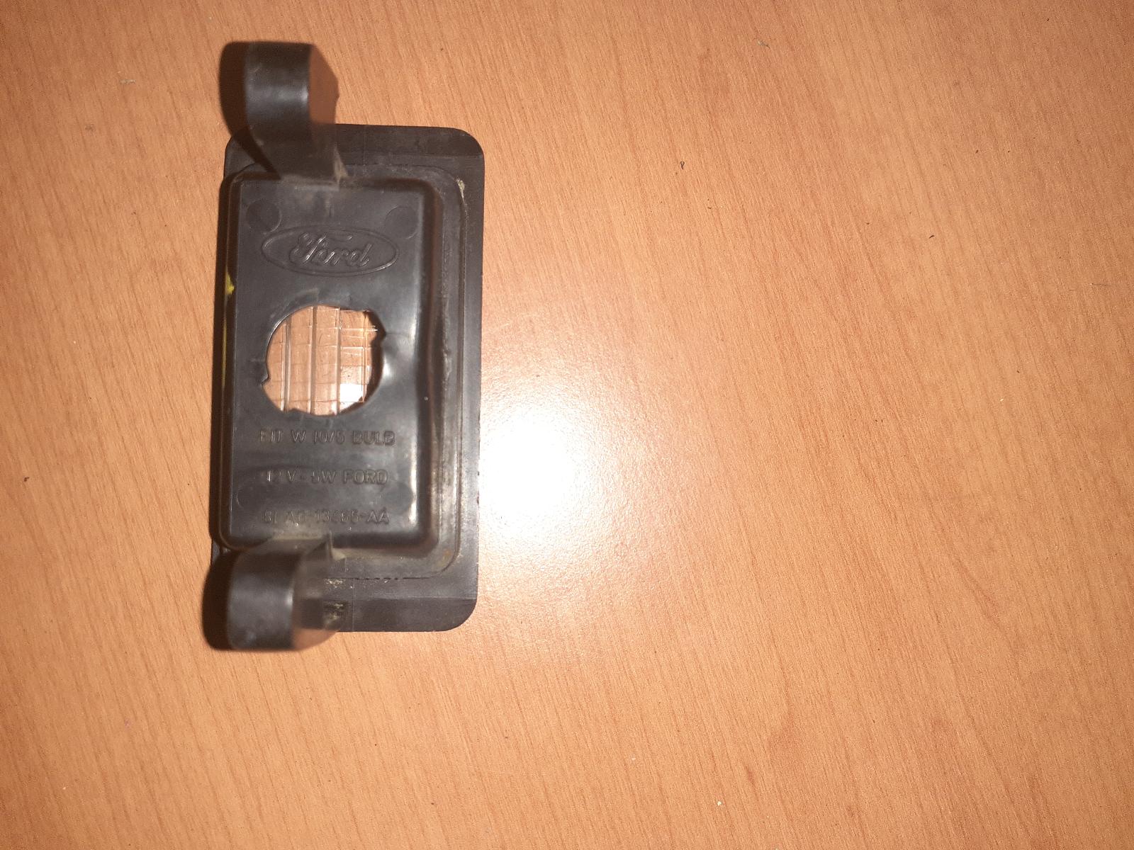 View Auto part Number Plate Lamp Ford Falcon 1987