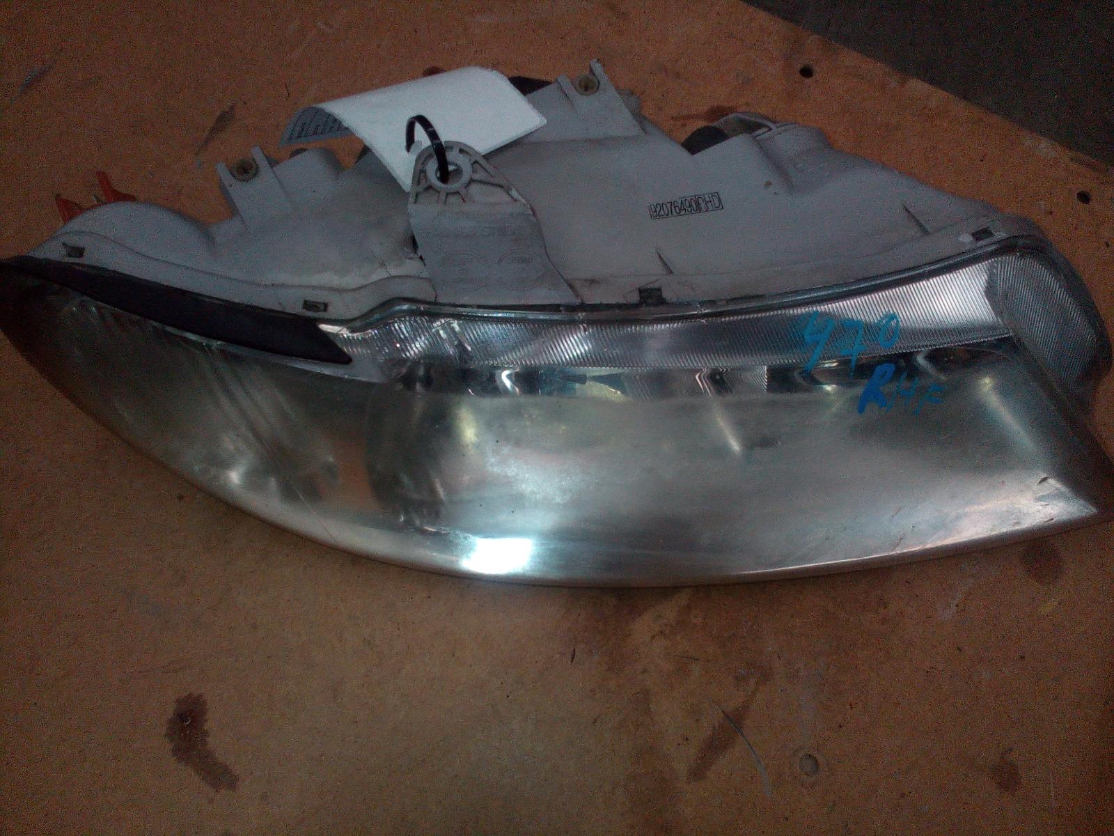 View Auto part Right Headlamp Holden Commodore 2002