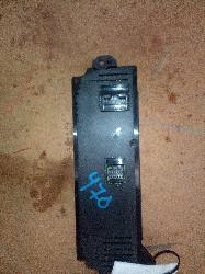 View Auto part Heater/Ac Controls Holden Commodore 2002