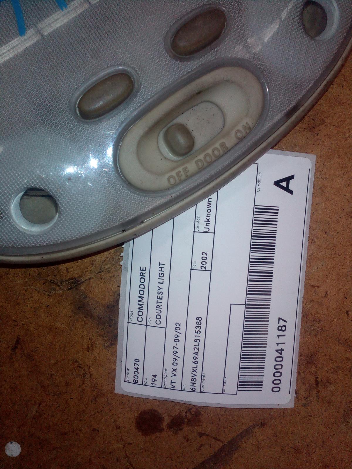 View Auto part Courtesy Light Holden Commodore 2002