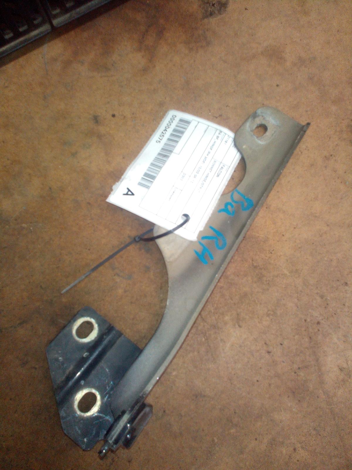 2003 Ford Falcon Bonnet Hinge/Strut View Auto part Bonnet Hinge/Strut Ford Falcon 2003