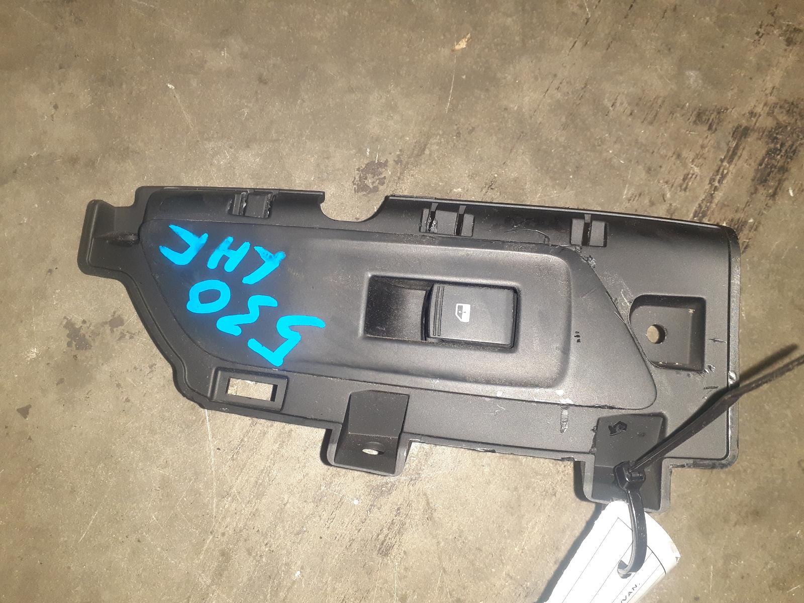 View Auto part Pwr Dr Wind Switch Ldv G10 2020