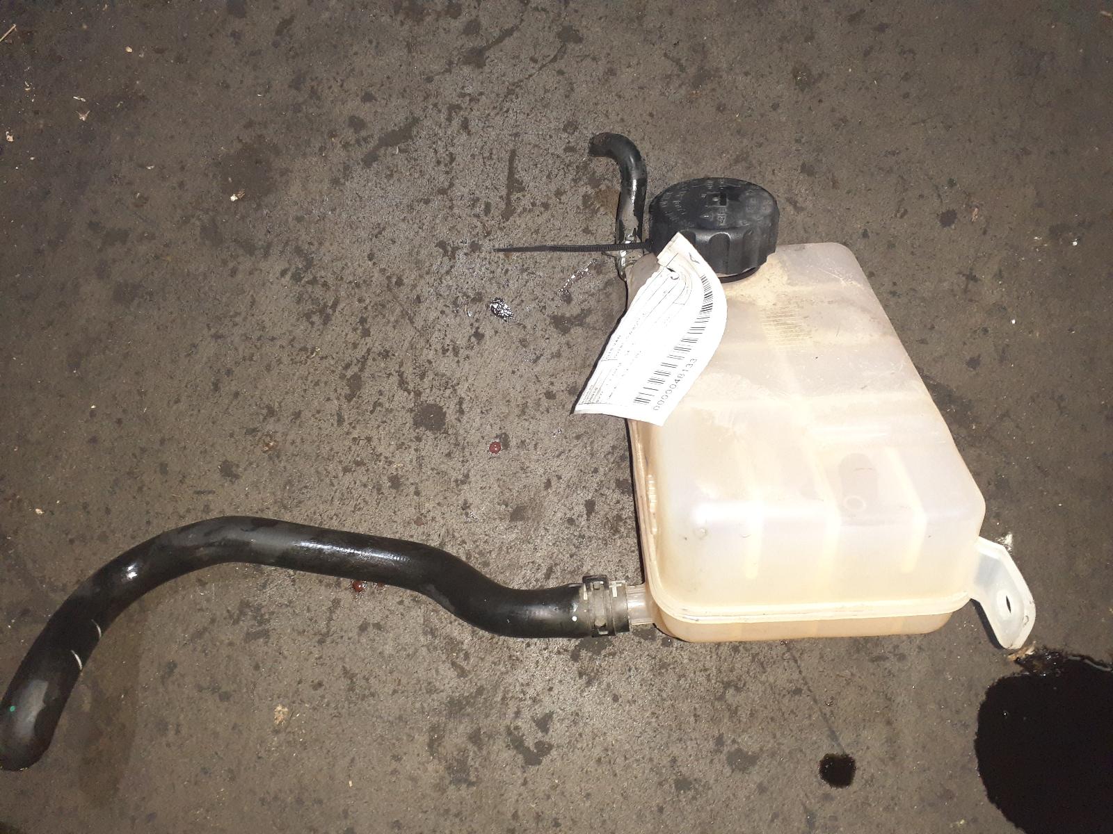 View Auto part Overflow Bottle Ldv G10 2020