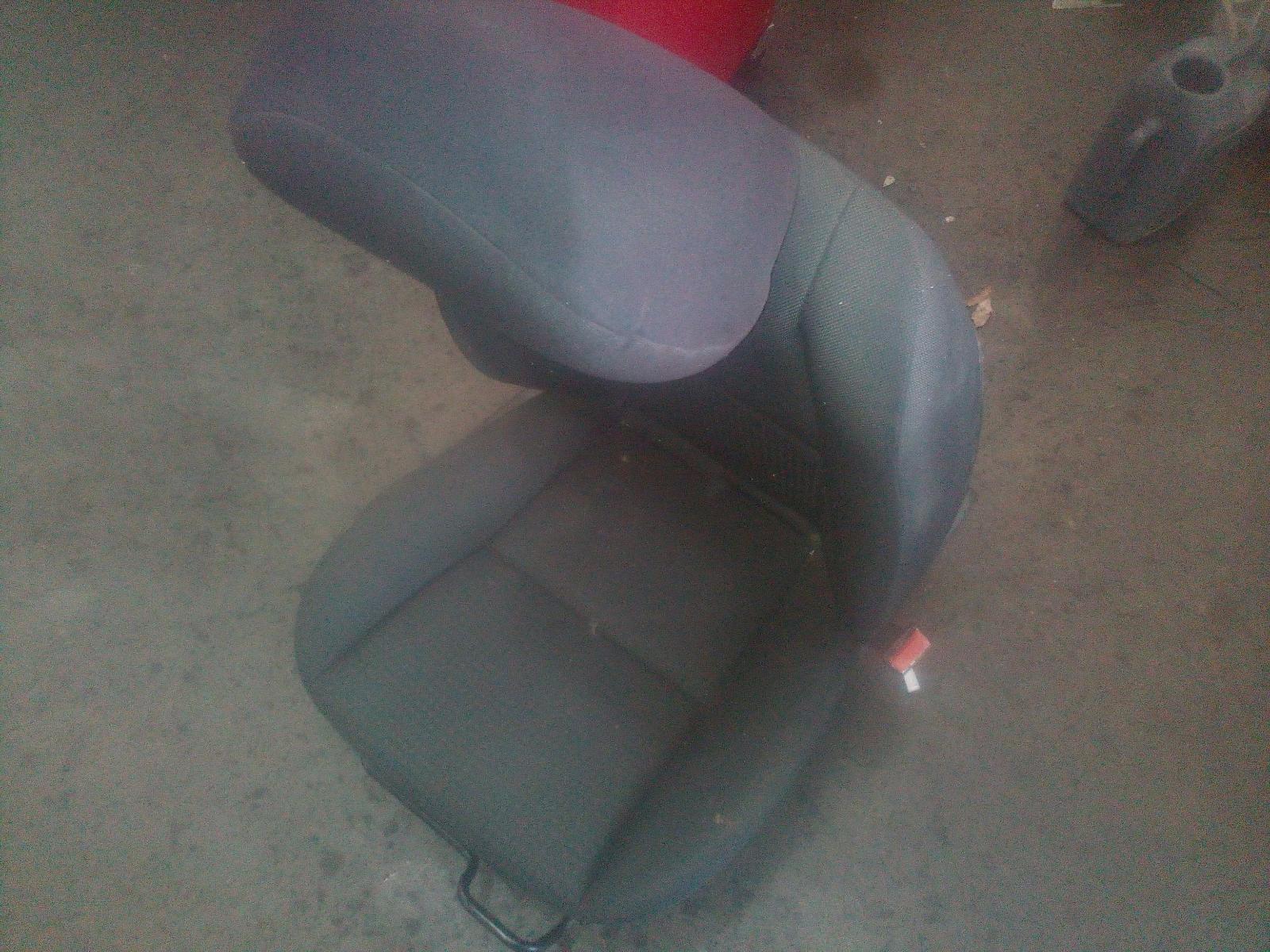 View Auto part Seatbelt/Stalk Ldv G10 2020