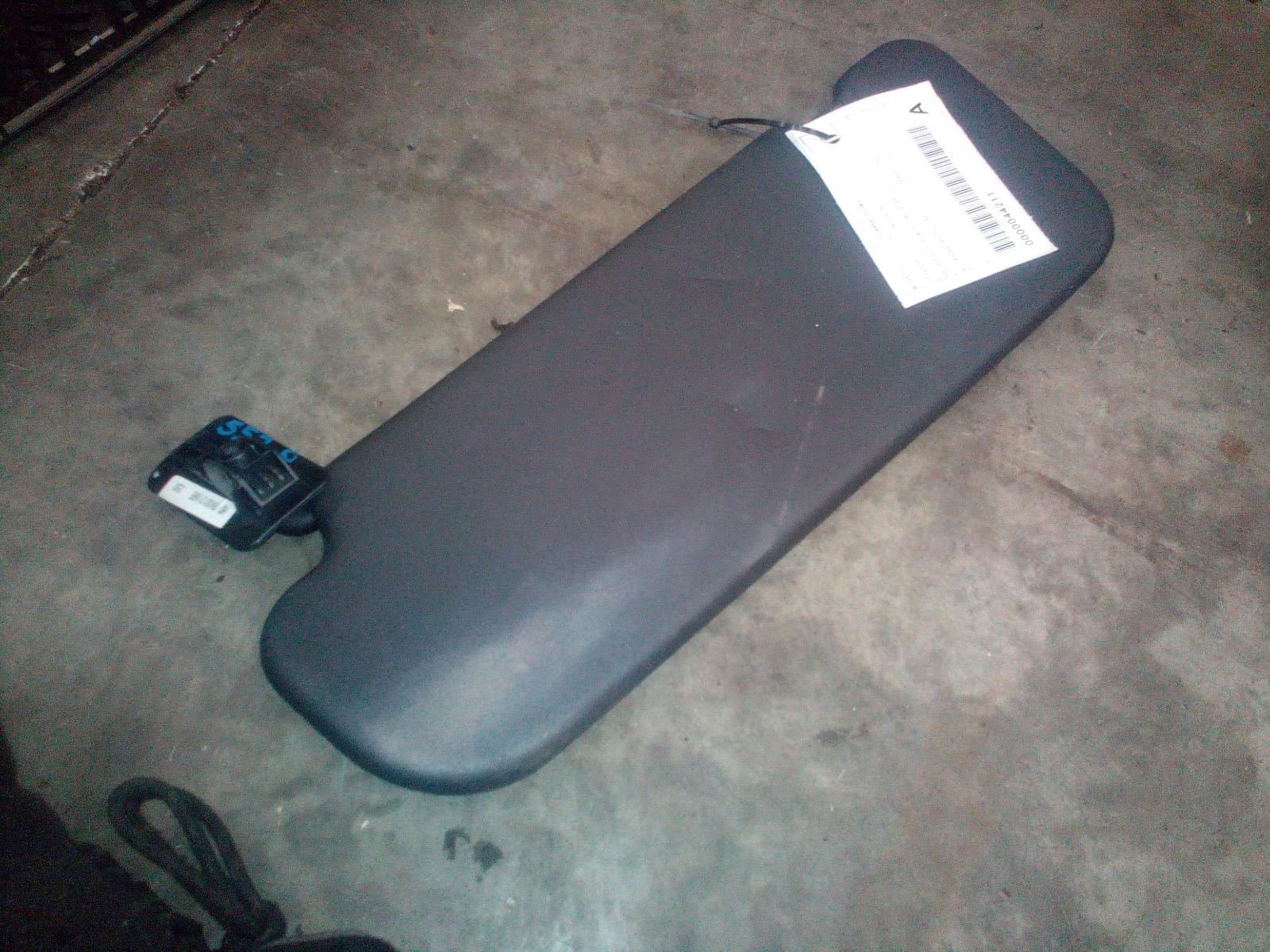 View Auto part Sunvisor Holden Commodore 2009