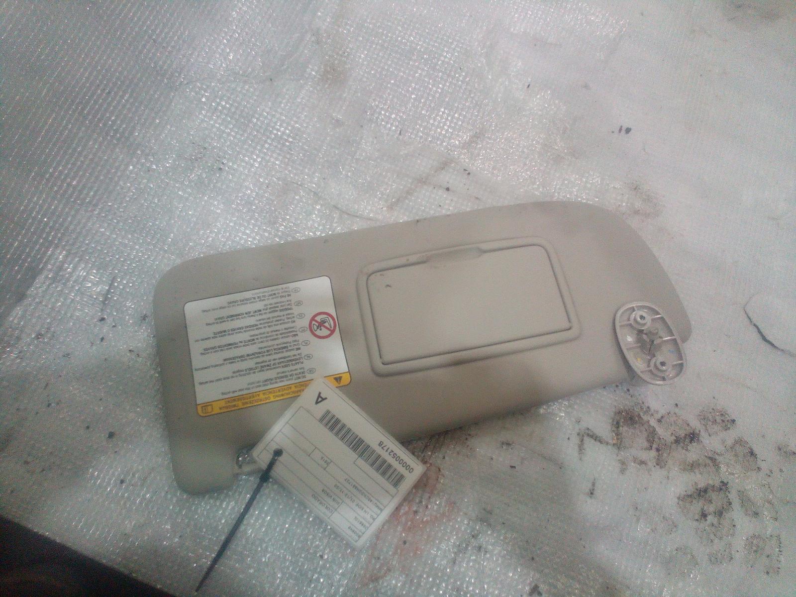 View Auto part Sunvisor Holden Colorado 2016