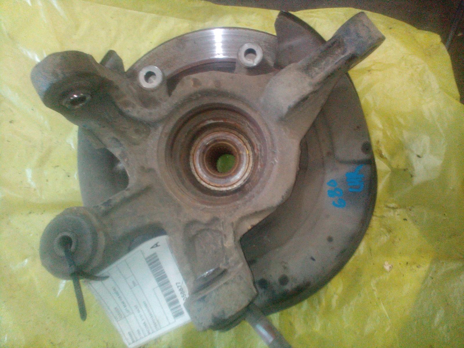 2004 Toyota Kluger Left Rear Hub Assembly View Auto part Left Rear Hub Assembly Toyota Kluger 2004