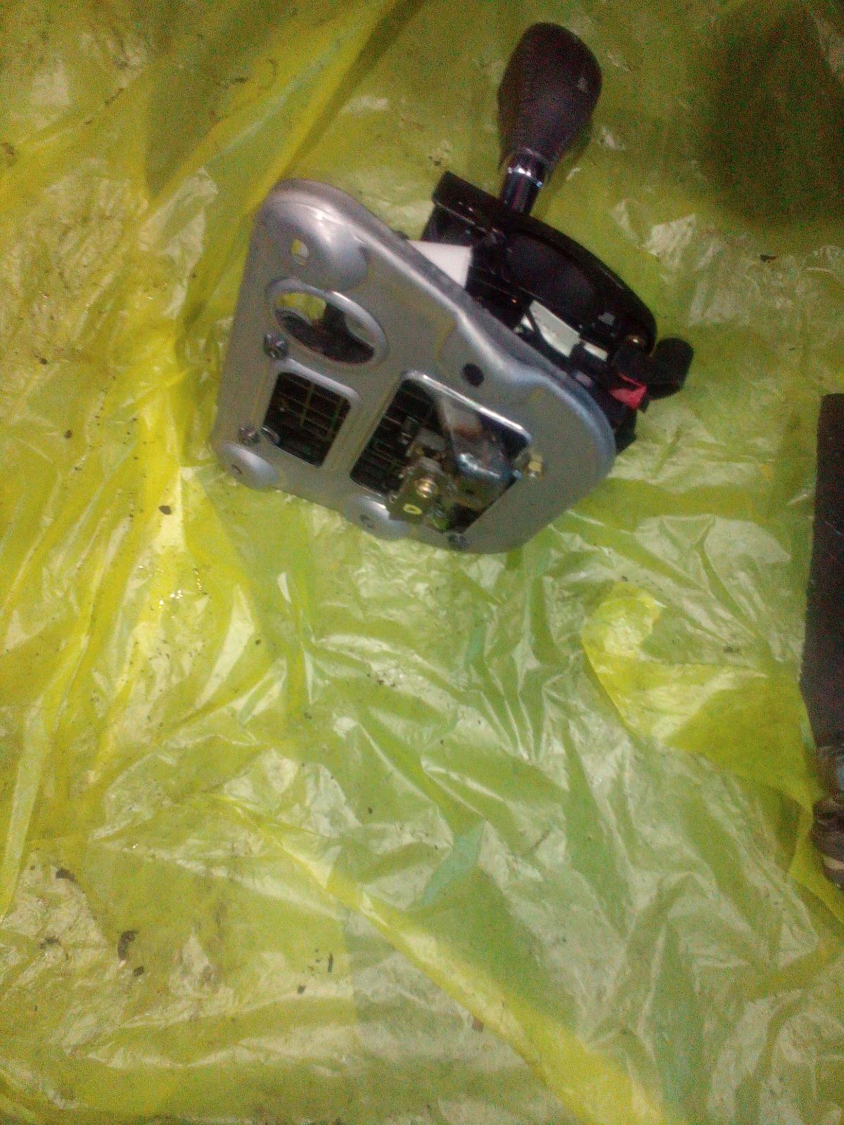 View Auto part Gear Stick/Shifter Toyota Kluger 2004