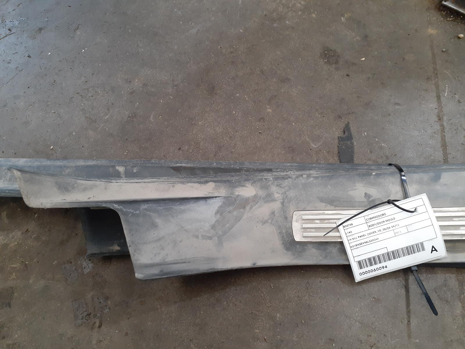 View Auto part Body/Door Mould Holden Commodore 2011