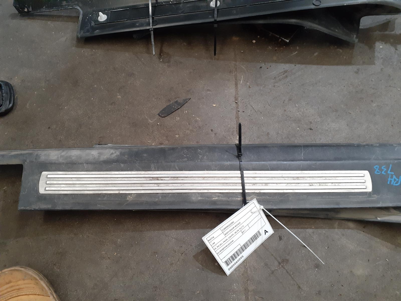 View Auto part Body/Door Mould Holden Commodore 2011