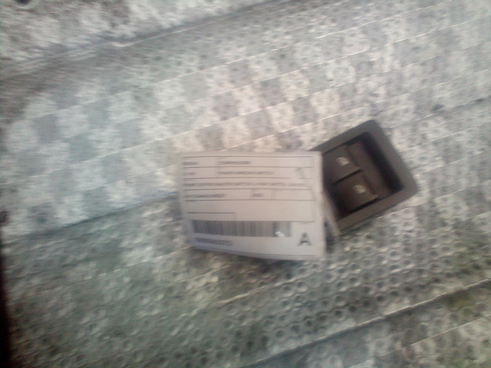 View Auto part Pwr Dr Wind Switch Holden Commodore 2003
