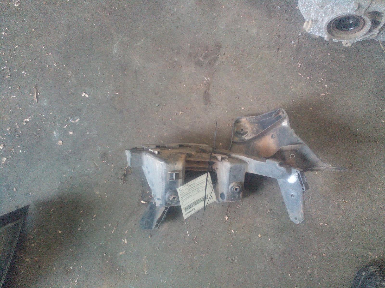 View Auto part R/Bar Bracket/Reinfo Holden Commodore 2008