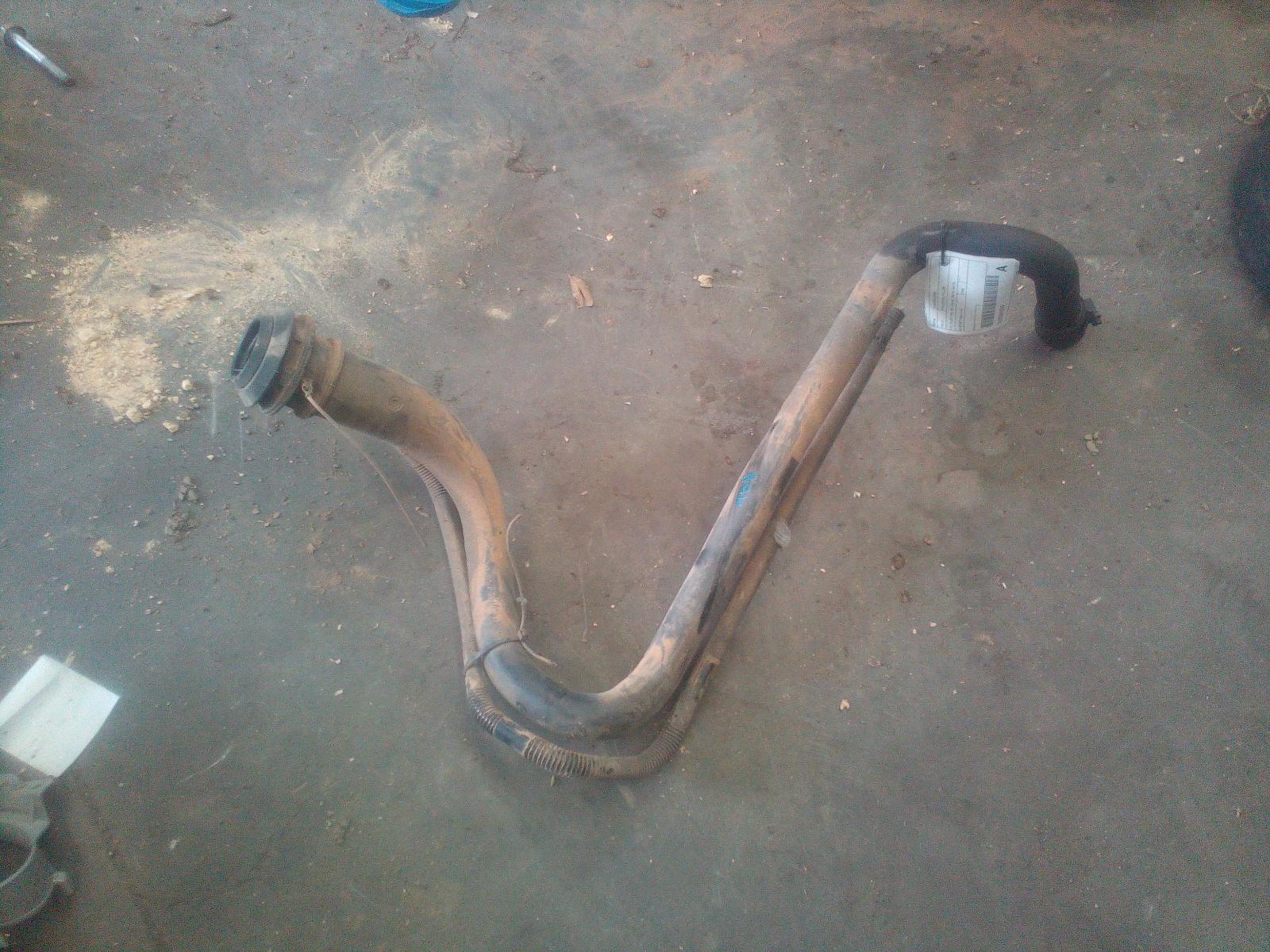 View Auto part Fuel Door / Filler Holden Commodore 2008