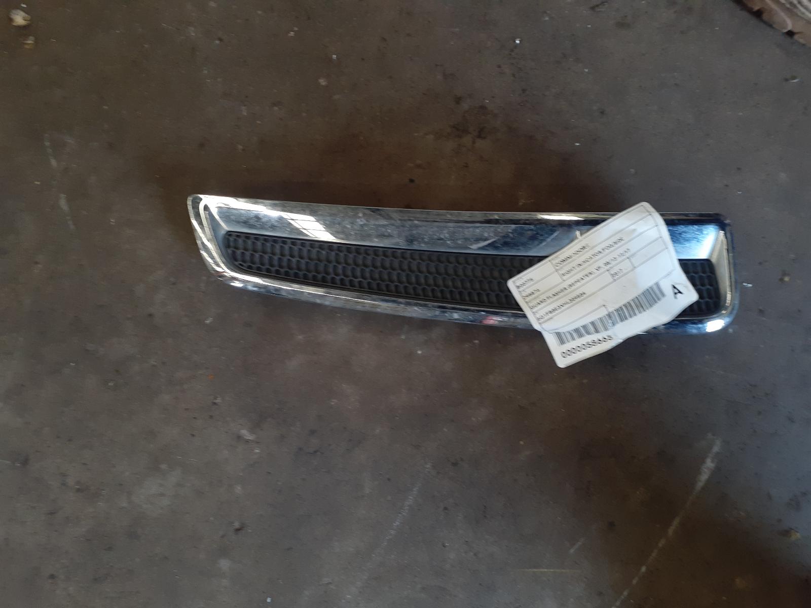 View Auto part Right Indicator/Fog/Side Holden Commodore 2017