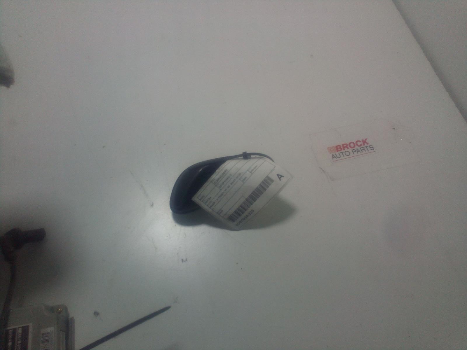 View Auto part Door Handle Holden Commodore 2004