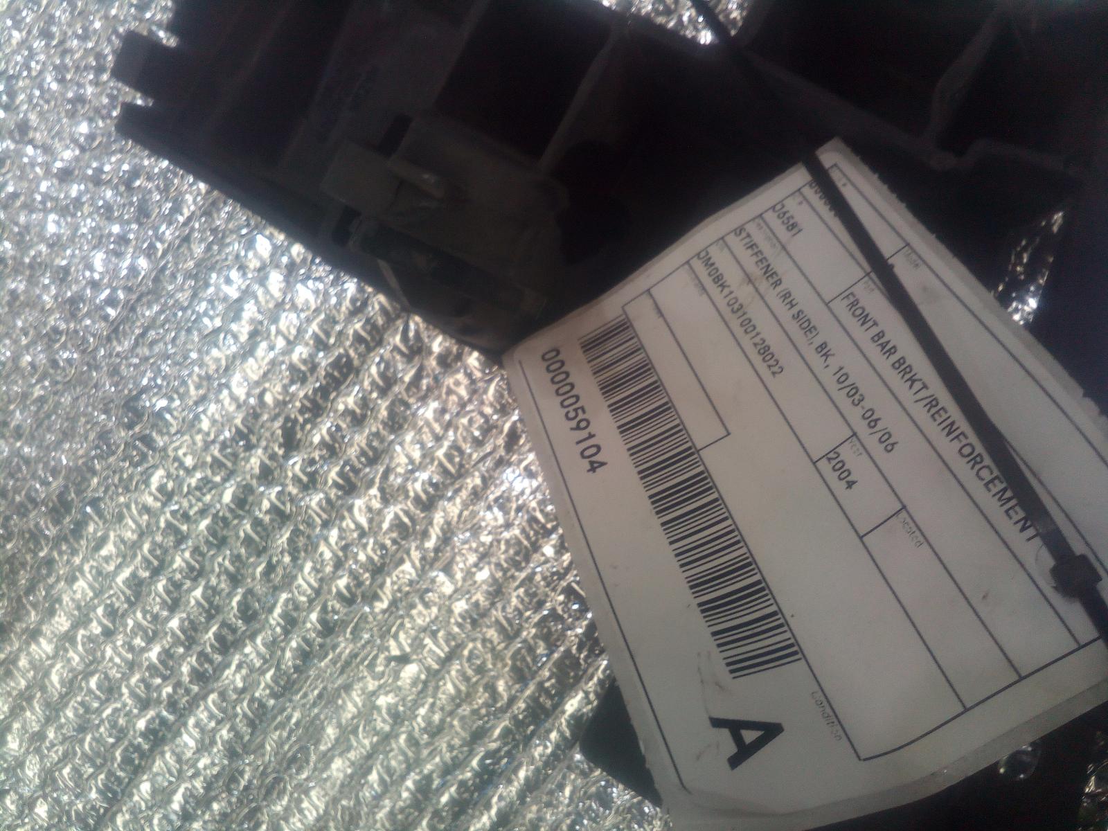 View Auto part F/Bar Reinforc/Brack Mazda 3 2004