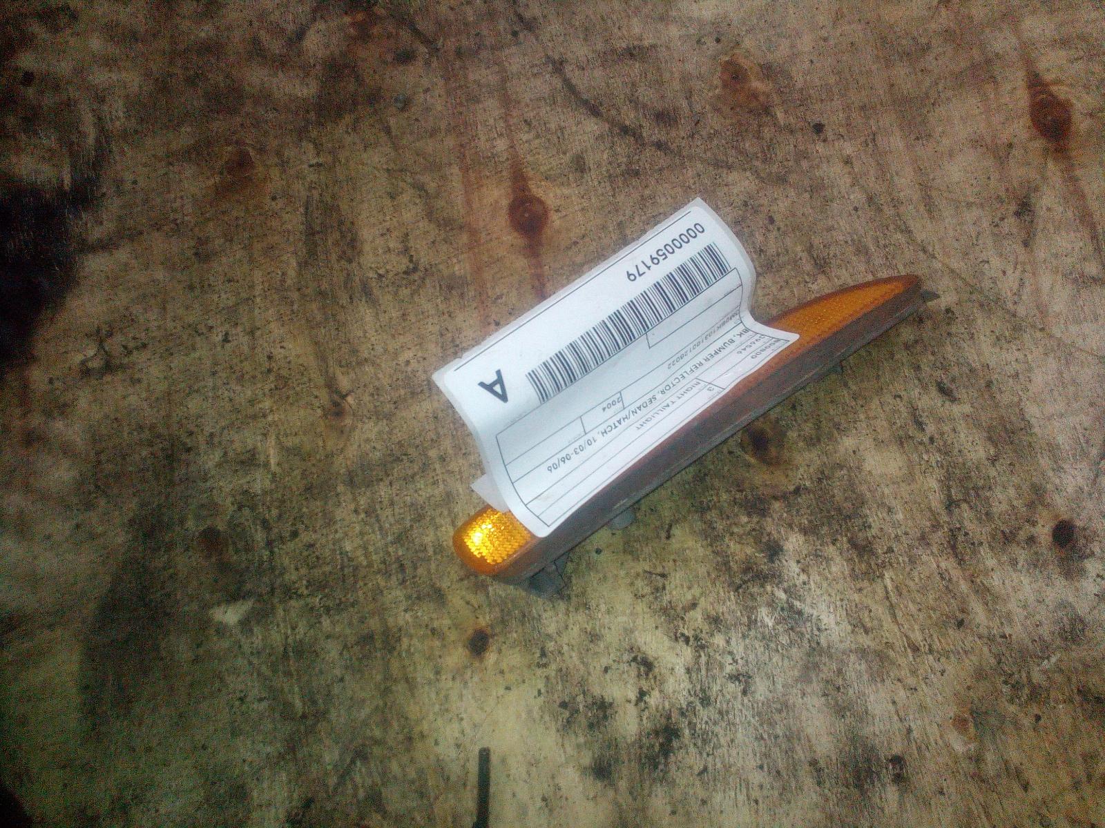 View Auto part Right Taillight Mazda 3 2004