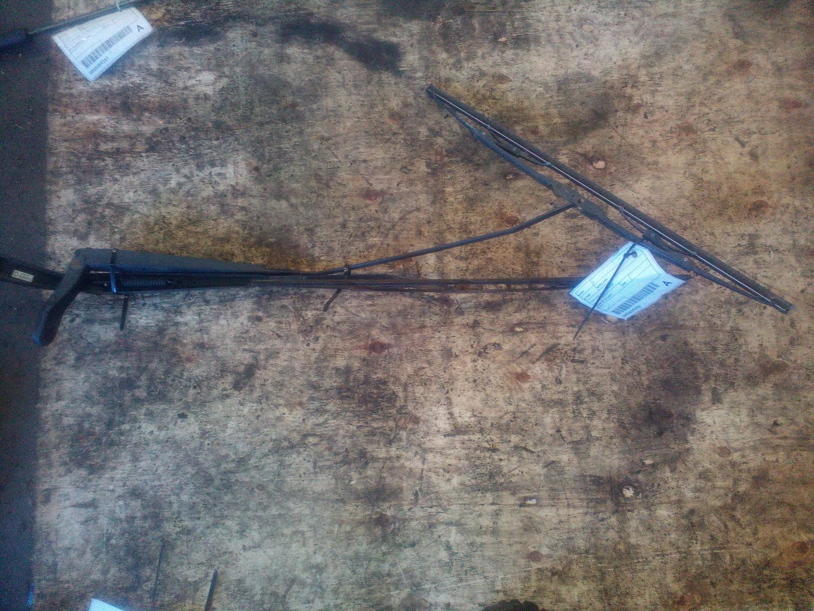 View Auto part Wiper Arm Mazda 3 2004
