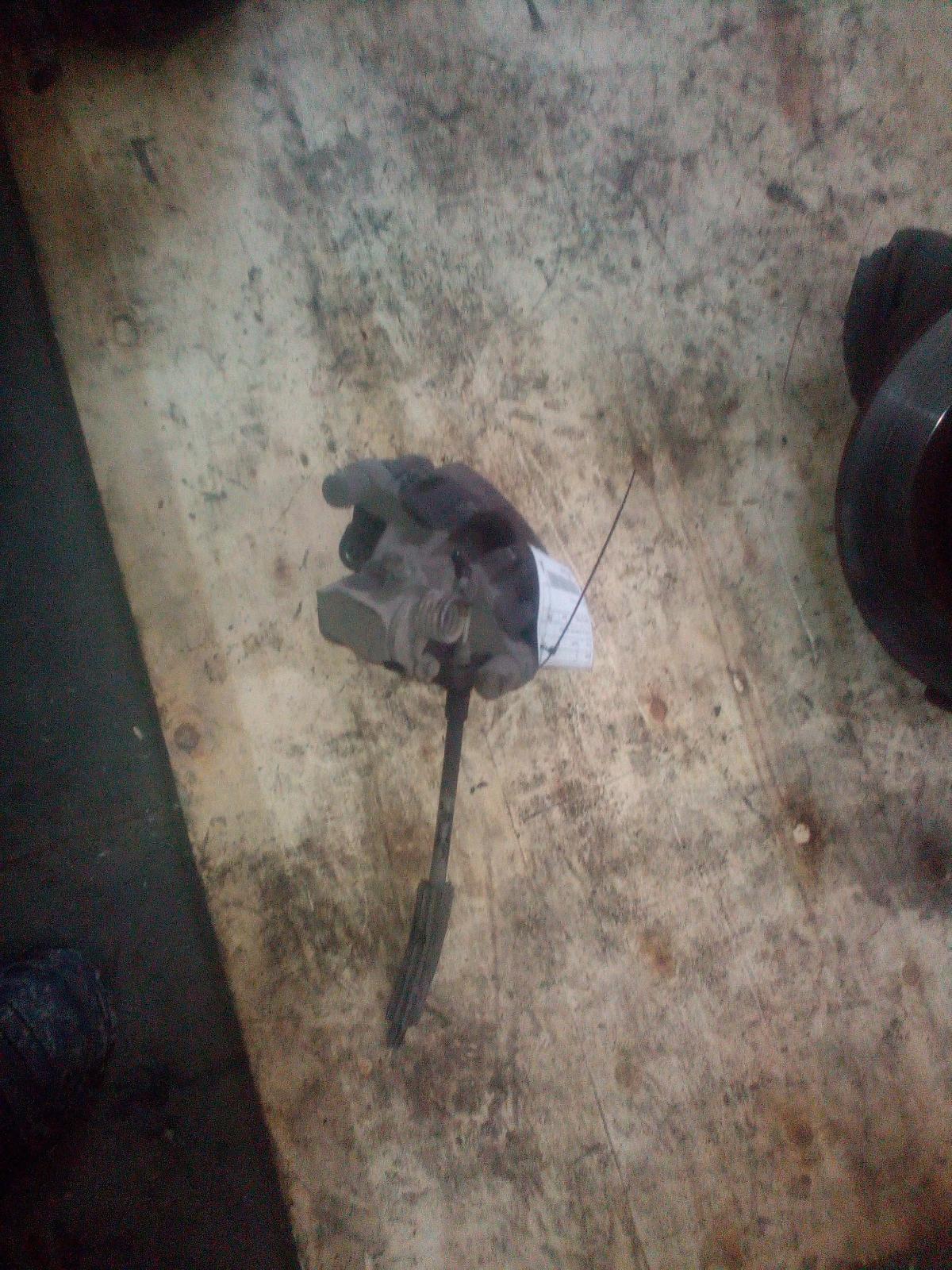 View Auto part Caliper Mazda 3 2004