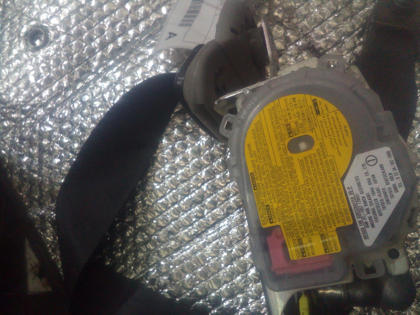 2005 Toyota Corolla Seatbelt/Stalk View Auto part Seatbelt/Stalk Toyota Corolla 2005