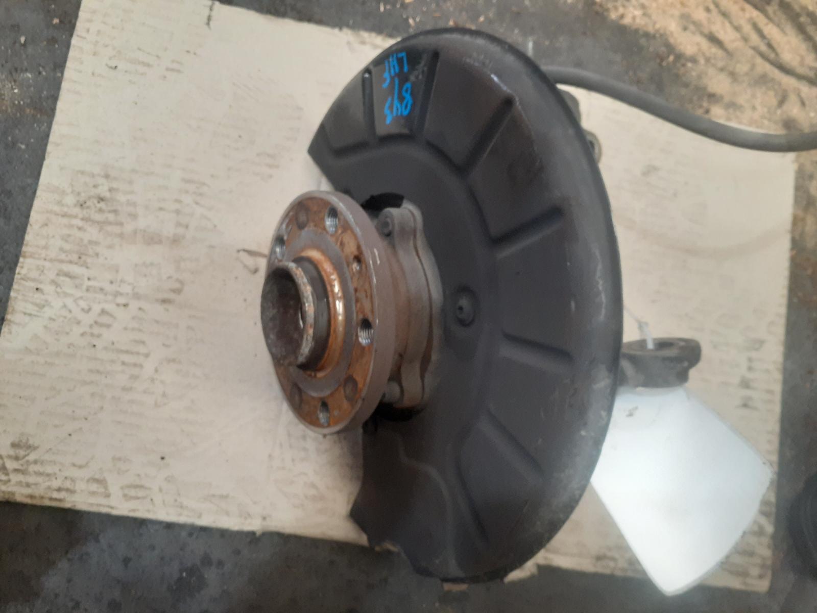 View Auto part Left Front Hub Assembly Volkswagen Tiguan 2012