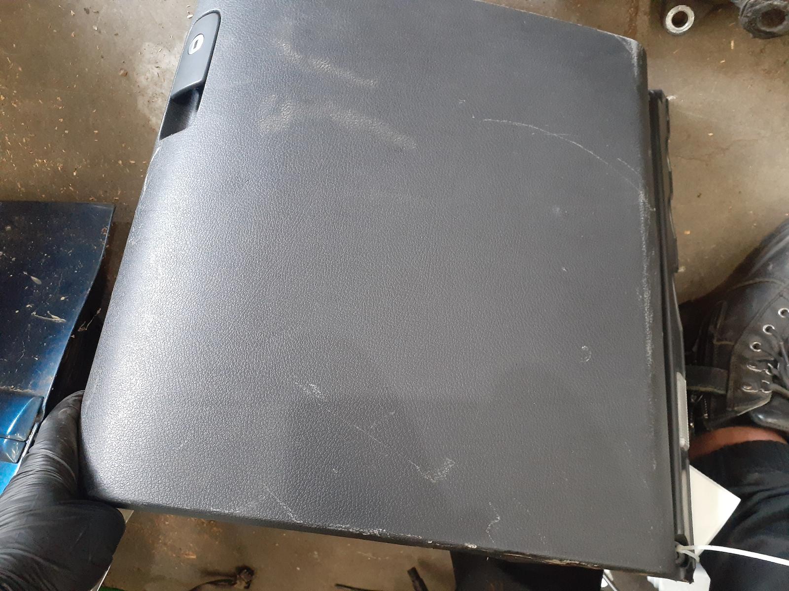 View Auto part Glove Box Volkswagen Tiguan 2012