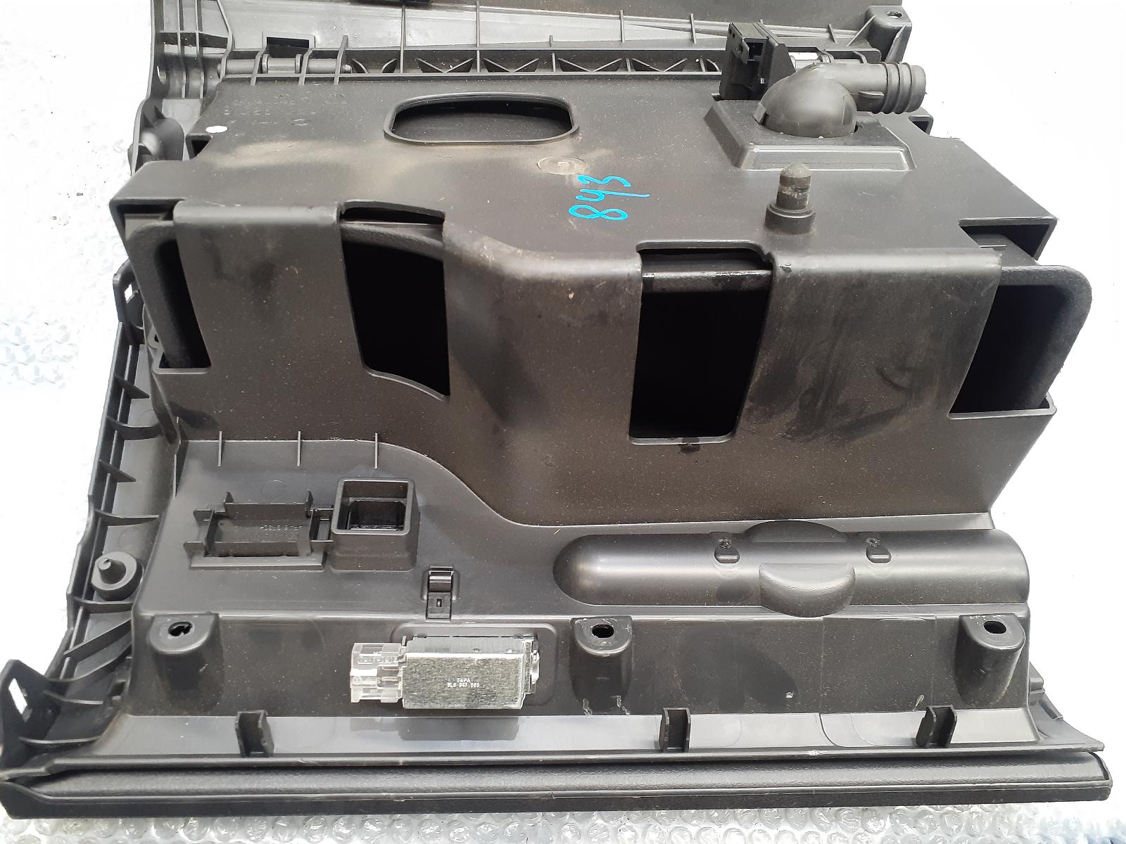 View Auto part Glove Box Volkswagen Tiguan 2012