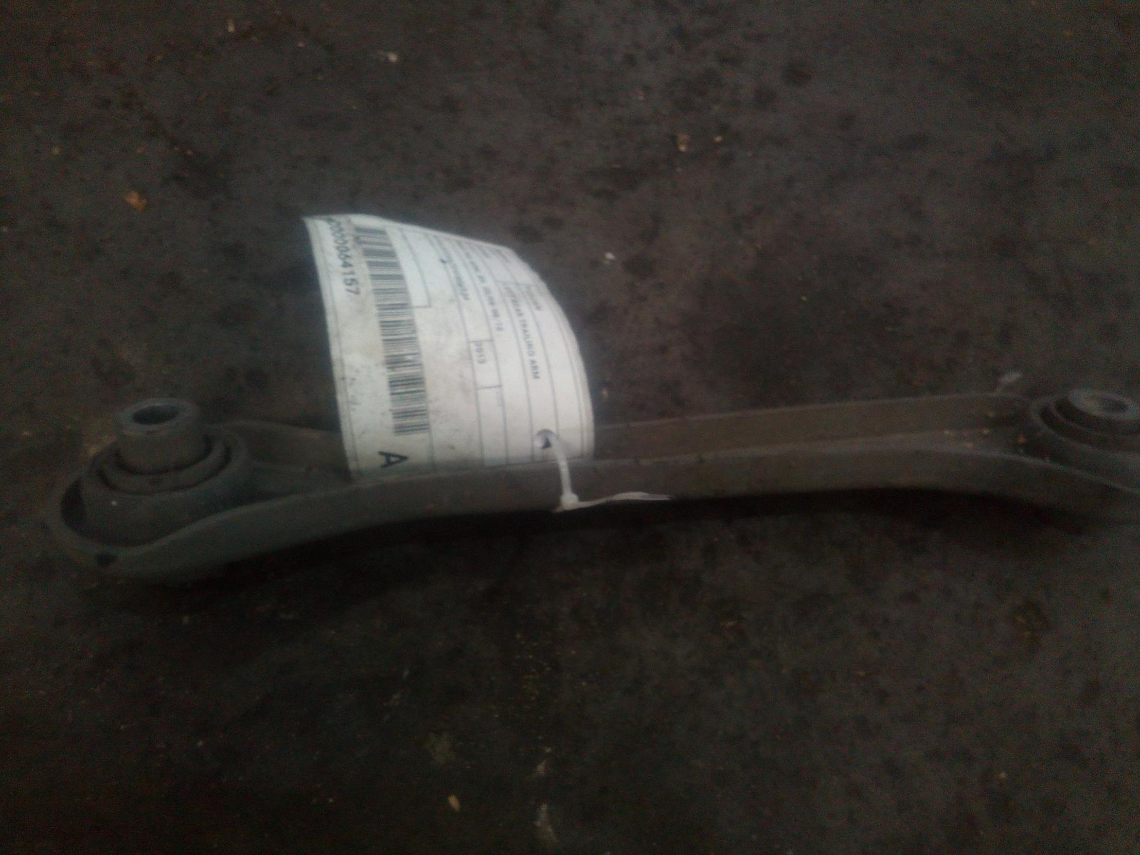 View Auto part Left Rear Trailing Arm Volkswagen Tiguan 2012