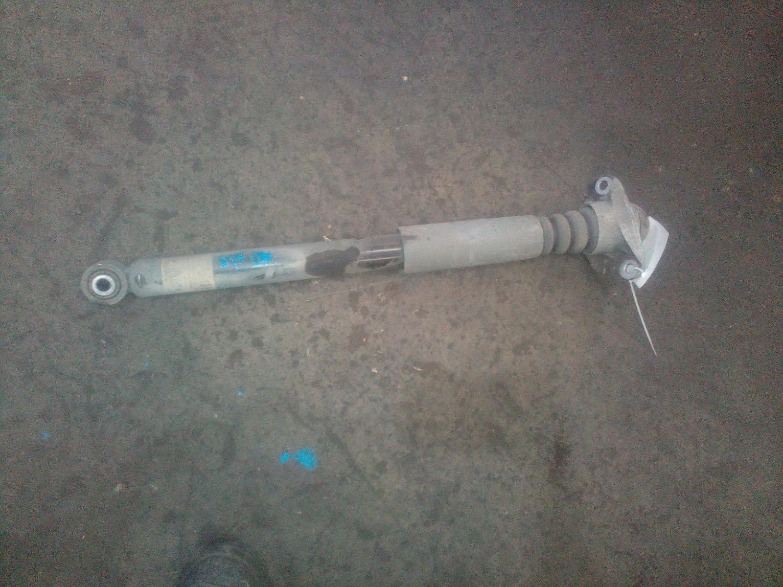 View Auto part Shock Absorber Volkswagen Tiguan 2012