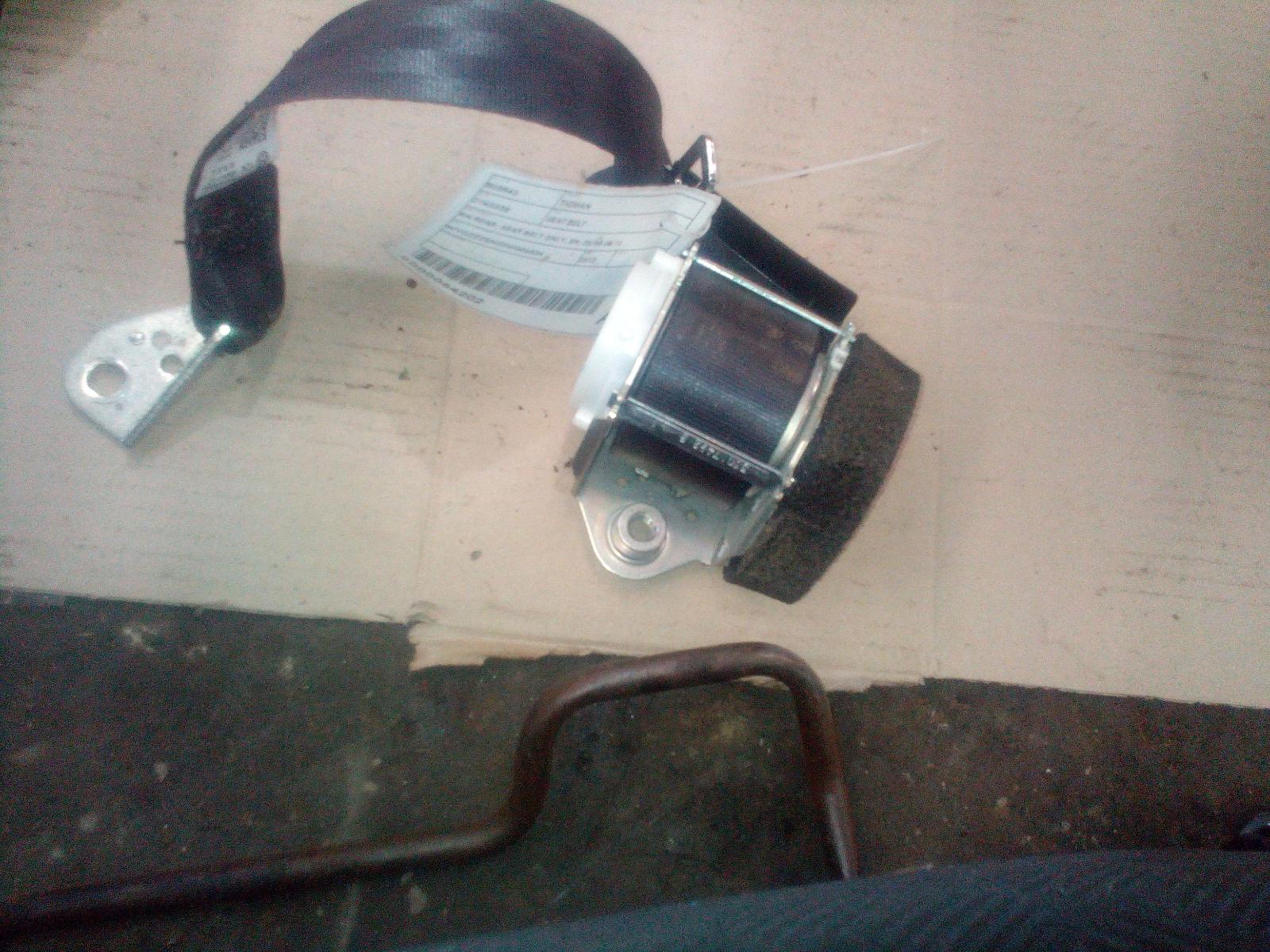 View Auto part Seatbelt/Stalk Volkswagen Tiguan 2012