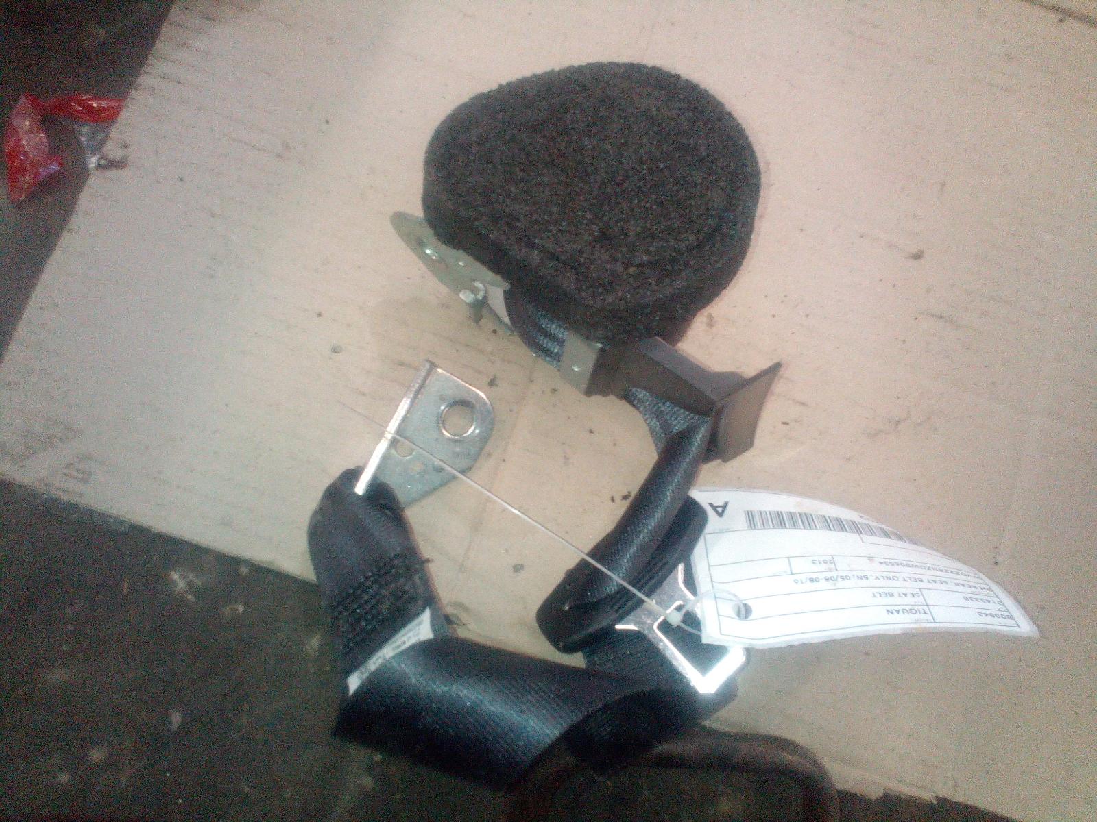 View Auto part Seatbelt/Stalk Volkswagen Tiguan 2012