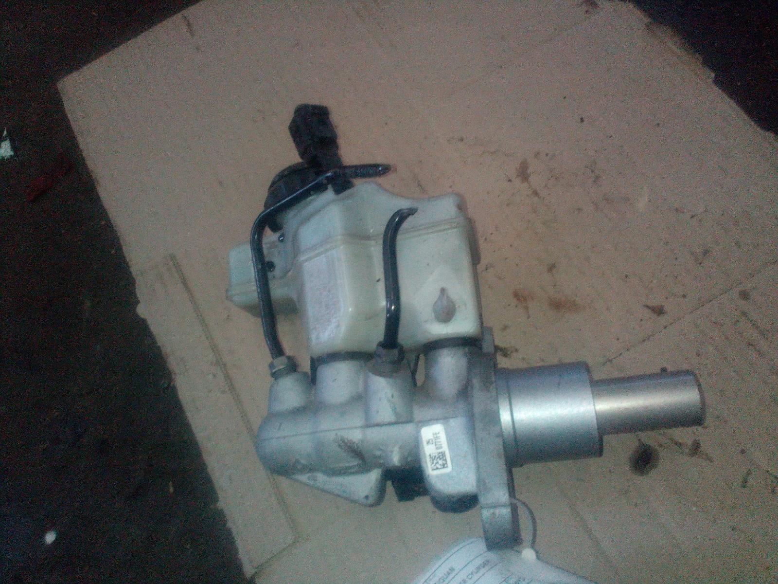 View Auto part Master Cylinder Volkswagen Tiguan 2012