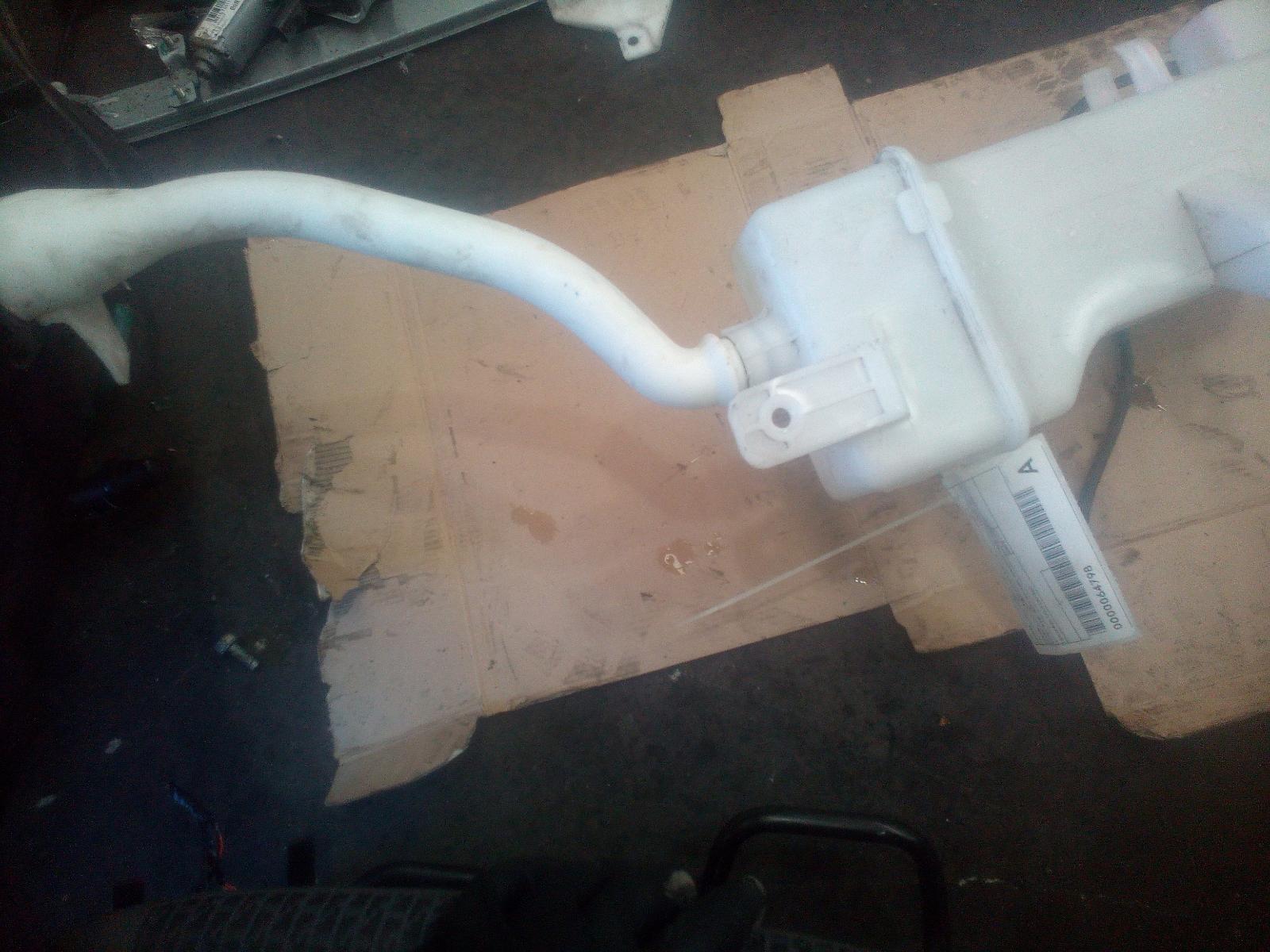 2020 Ldv G10 Washer Bottle View Auto part Washer Bottle Ldv G10 2020