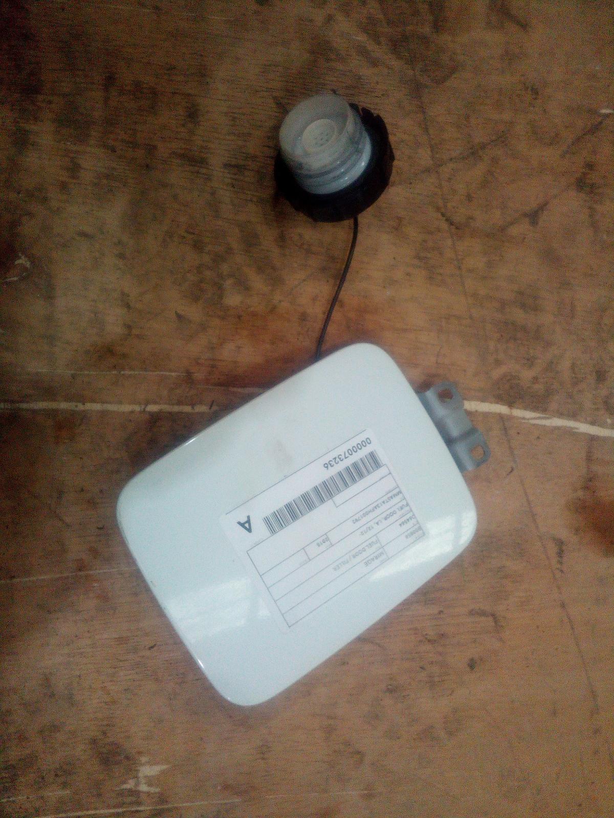 View Auto part Fuel Door / Filler Mitsubishi Mirage 2015
