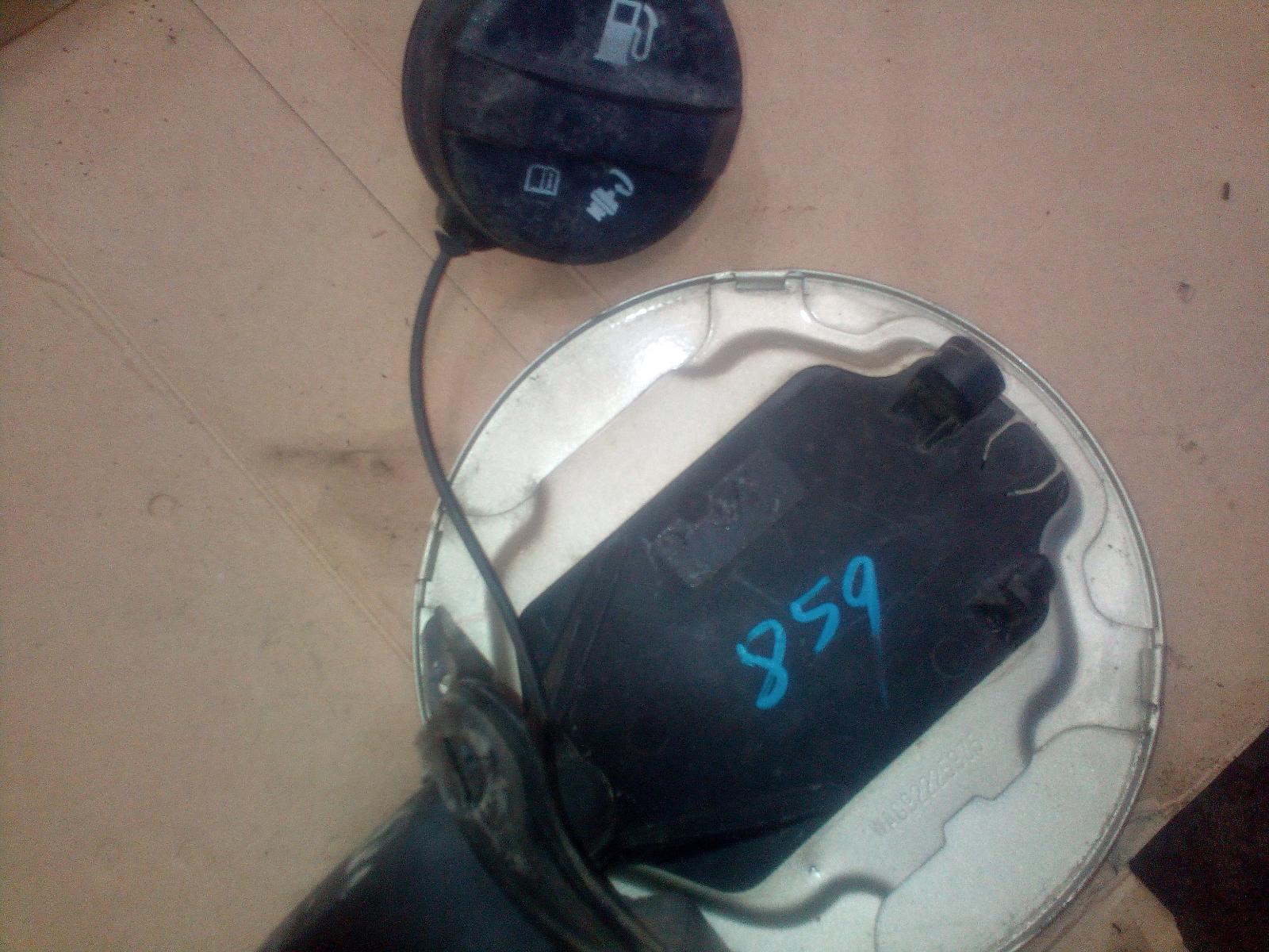 View Auto part Fuel Door / Filler Holden Commodore 2009