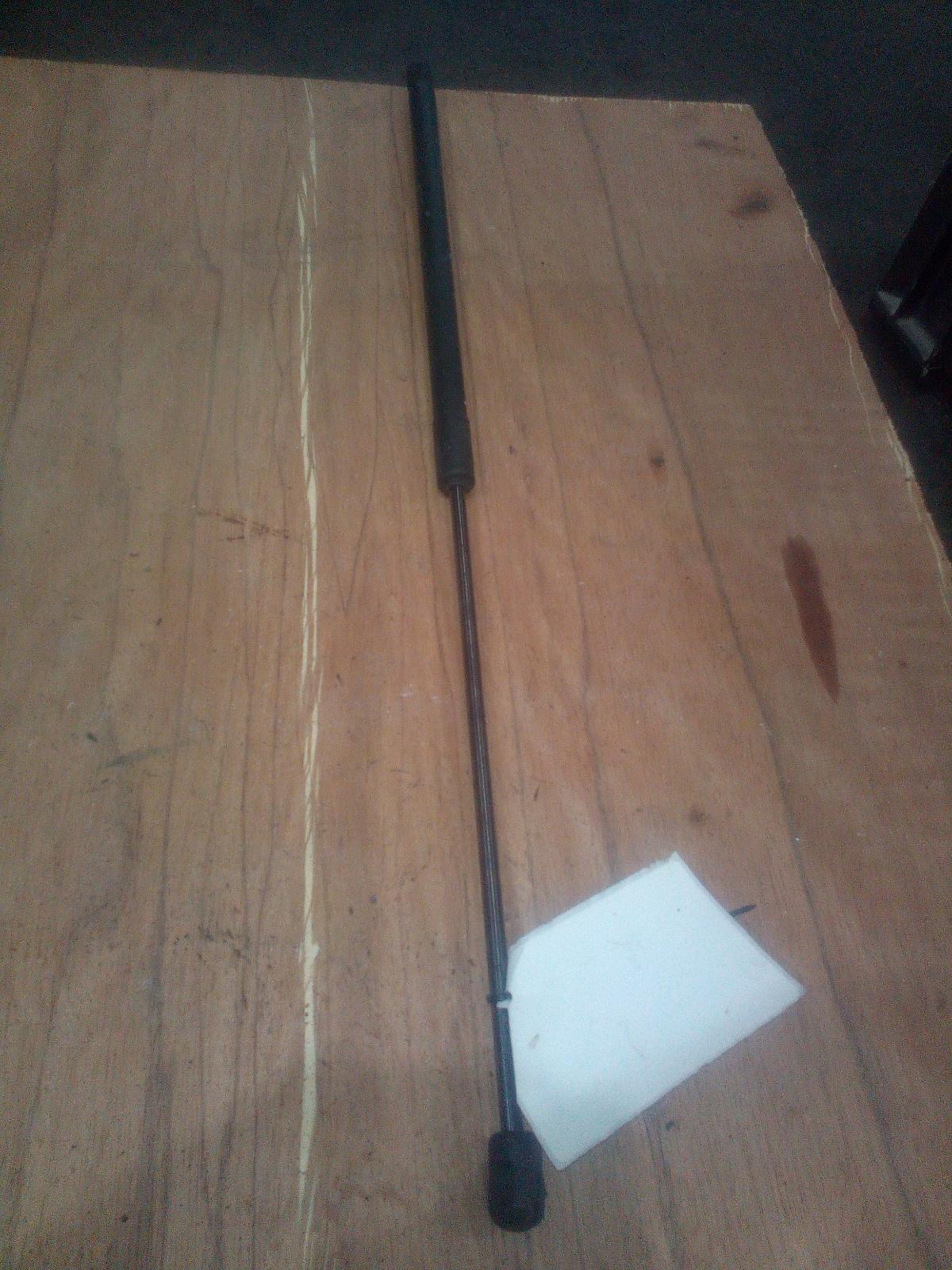 2014 Toyota Camry Bonnet Hinge/Strut View Auto part Bonnet Hinge/Strut Toyota Camry 2014