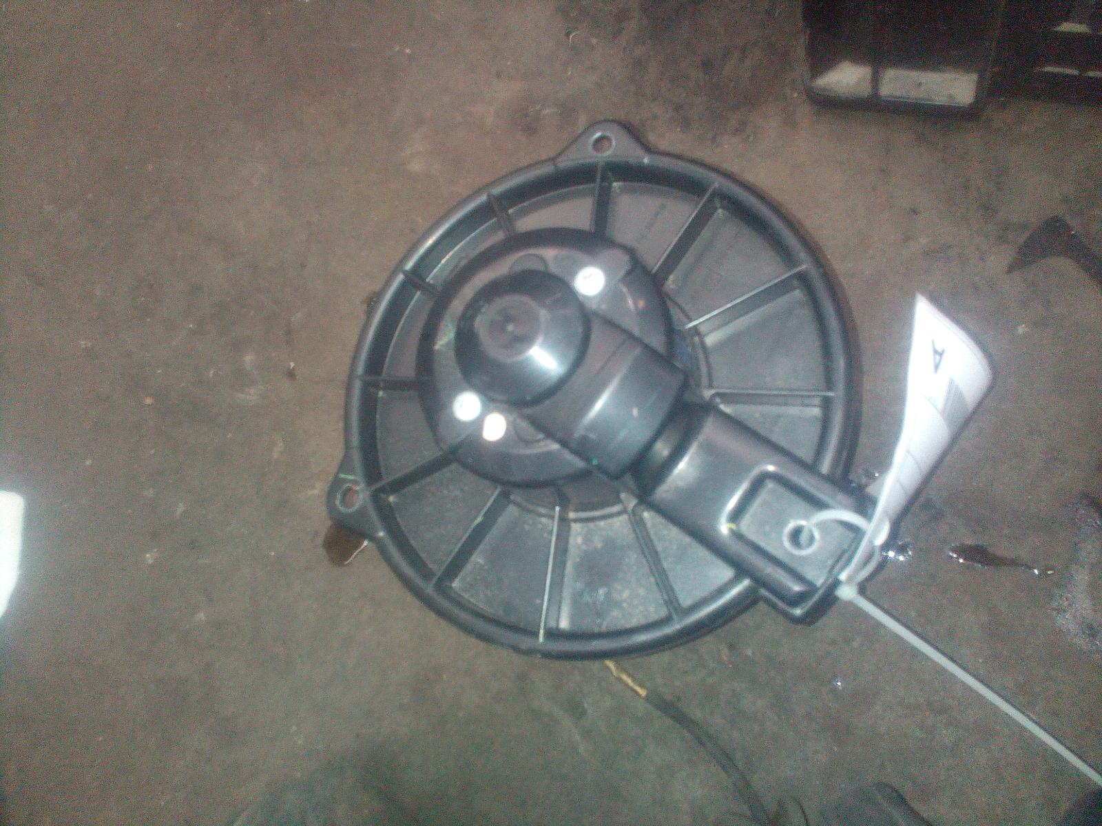 View Auto part Heater Fan Motor Honda Jazz 2005