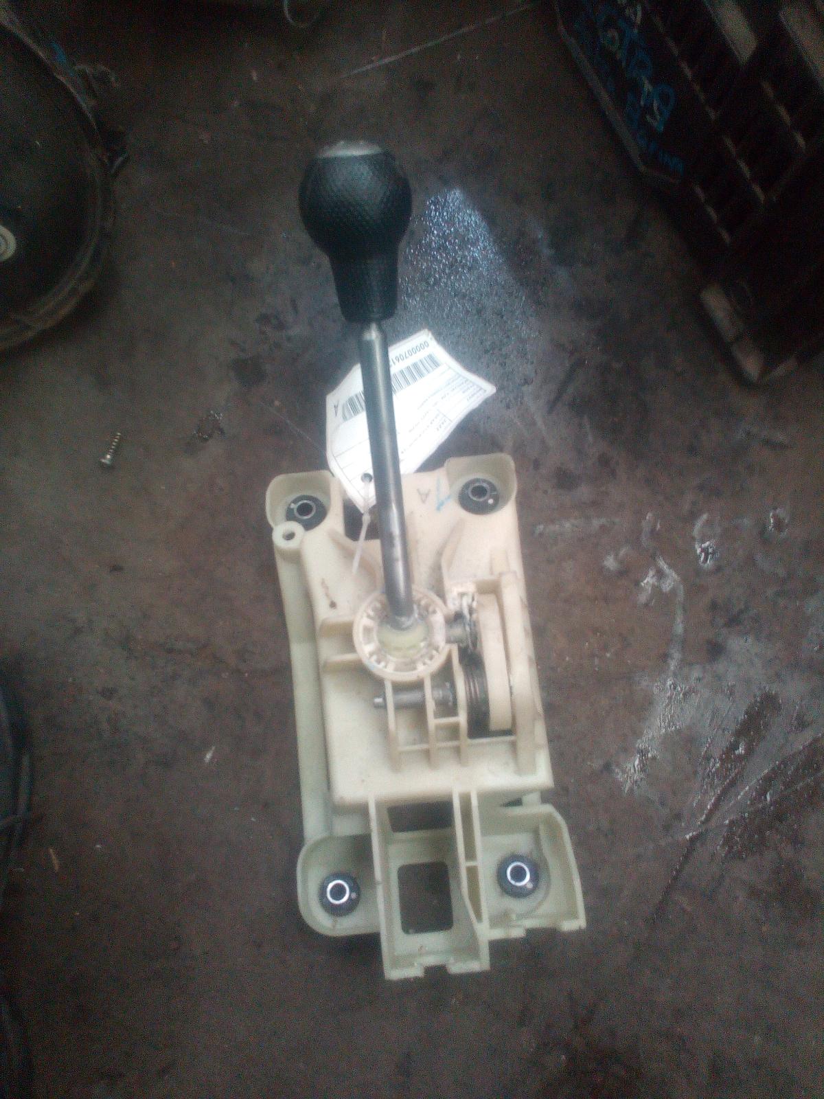 View Auto part Gear Stick/Shifter Honda Jazz 2005