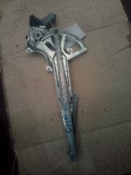 View Auto part Left Front Window Reg/Motor Toyota Yaris 2010